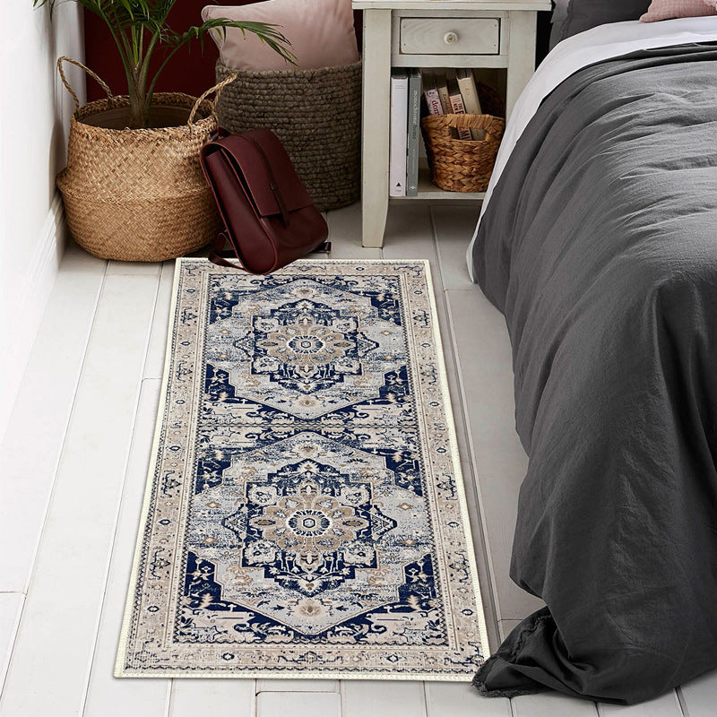 Water-absorbing and anti-slip large carpet floor mat